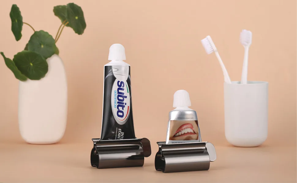 UDQYQ Toothpaste Dispenser for Kids & Adults - Toothpaste Pump Dispenser Topper Funny, Self Closing Toothpaste Cap for Kids, No Waste Cap No Mess Toothpaste Dispenser, Toothpaste Saver. (4) - CAP ???
