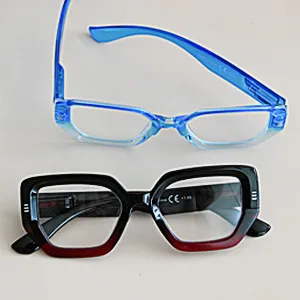 Eyekepper 4 Pack Stylish Reading Glasses - Oversized Spring Hinges Reading Aid for Women +3.00 - EYEKEPPER READER BRILLE FÜR DAMEN