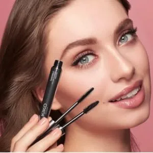 KIKO Milano Eyes 66 Pointed Blending Brush | Precision Brush For Eye Shadow Synthetic Bristles 66 1 Unit (Pack of 1) - product information 10