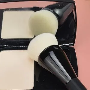 Vela.Yue Large Foundation Brush Soft and Dense Ideal for Creamy Powdery or Liquid Foundation 1 Piece (Pack of 1) - foundationpinsel
