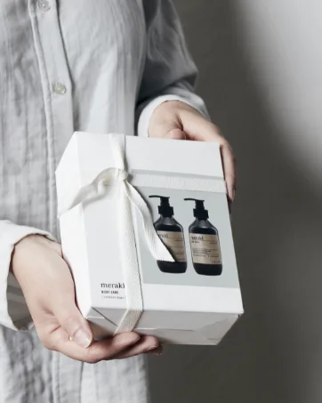 Meraki hand lotion Silky Mist H: 16 cm diameter: 6 cm 275 ml aromatic 279 ml (1 pack) - meraki, geschenk