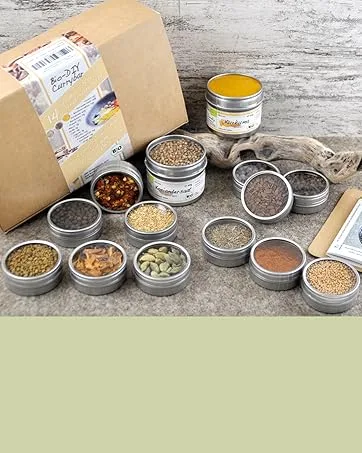 direct&friendly | 3-pack organic tea gift set for tea lovers | 3 loose organic tea blends (3 x 45g) Morning lunch evening tea - Geschenkset_Curry