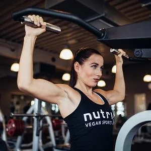 Nutri + EAA powder neutral 500 g - high -dose + vegan - Instant EAAS natural without sweetener additive & artificial taste - essential amino acids neutral (bitter) 500 g (1 Pack) - Pre-Workout Booster mehr Kraft