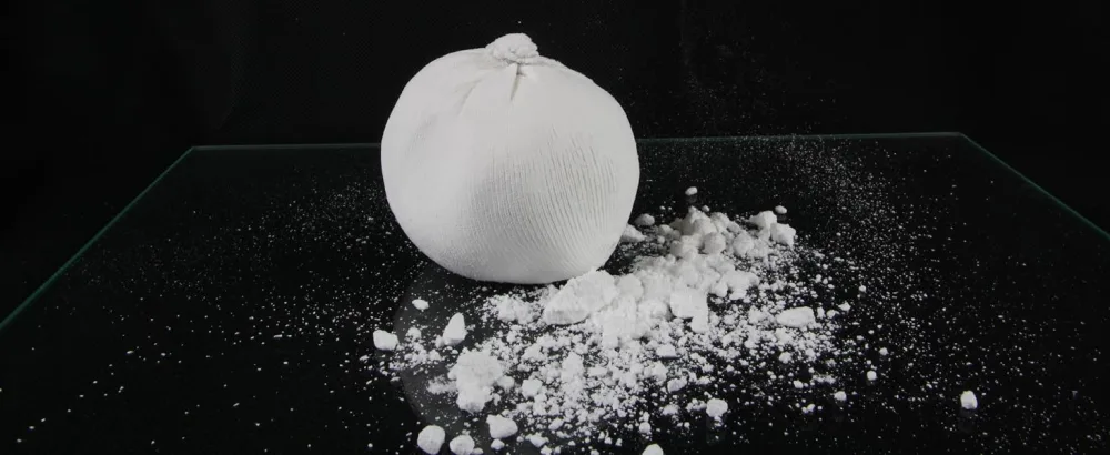 Mantle - 56g Chalkball Climbing Chalk Magnesia as a pack of 12 for climbing bouldering (12 x 56 gr. Chalk Ball) - Mantle Chalkball
