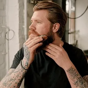Bartwachs (20g) Brooklyn Soap Company Beard Balm for beard styling from 3-day beard to full beard Strong hold light shine 20 g (1 Pack) - bartbürste