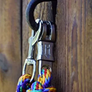 Connection trick for horses and ponies start hard pp rope 2m with classic carabiner hook and panic (black/red/white panic) black/red/white panic hooks - uwiaz