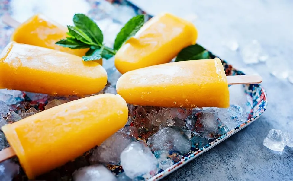 Mango-ice cap for fruity aromatic ice cream also to refine delicious ice cream desserts drinks chocolates cakes and much more content 250 g - Mango Sorbet