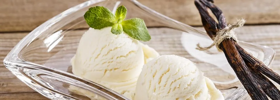 Vanilla ice cap for refining delicious ice cream desserts drinks pralines cakes and much more - without artificial vanilla - aroma - content 250 g - Vanille Eiscreme