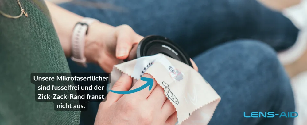 LENS-AID microfiber cleaning cloth in a chic design: for camera lens display and as a glasses cleaning cloth (microfiber cloth 20x20 cm) Pineaplle - Design-Mikrofasertücher