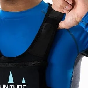 Runitude cell phone holder for running breast pocket light key clip holder light strap waterproof reflective for women and men black - Runitude Sportweste mit integrierter Bundtasche zur Aufbewahrung von Kleinigkeiten