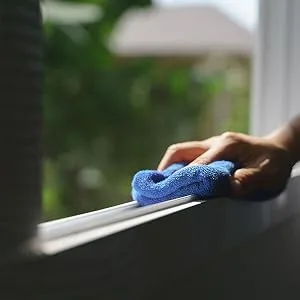 Mellerud plastic window cleaner - effective remedy for stubborn dirt on window frames roller shutters & basic cleaner intensive 1.0 l 1 l bundle with basic cleaner 1.0 l - product information 5