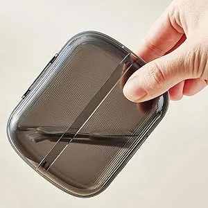 Halter holder case prosthesis case with tools for removing braces small retainer etui retainer container case for cleaning invisible denture sustainable teksome transparent black - Umfassende Pflege