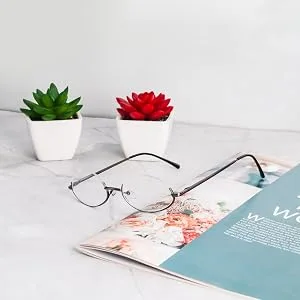 KoKoBin Reading Glasses Half Moon Half Frame Metal Frame Spring Hinges Slim Men and Women Reading Aid Black 1.5 Diopters - Metall-Lesebrille ultraleichte Lesebrille, ultradünne Lesebrille, Damen- und Herrenlesebrille