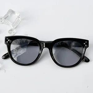 Eyekepper Transition Photochromic Reading Glasses for Women Tortoiseshell 1.5 x - Schwarz