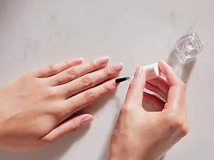 Essie nail polish for colour-intensive fingernails No. 389 peak show pink 13.5 ml 13.5 ml (1 pack) peak show - essie step 1