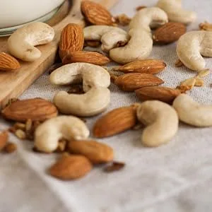 Naturkost Schulz - ORGANIC cashew nuts unsalted 1st quality - WITHOUT coloring flavoring or preservatives (500g) Unsalted 500g - Cashewkerne