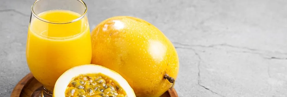 Maracuja-Eispassen for fruity aromatic ice cream also to refine delicious ice cream desserts drinks chocolates cakes and much more content 250 g - Maracuja Eispaste Dessert