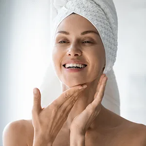 Chiara ambra moisture sleeping mask with grapefruit extract shea butter and hyaluron sleep and overnight mask donates intensive moisture vegan microplastic-free content: 35 ml - Hydrogel