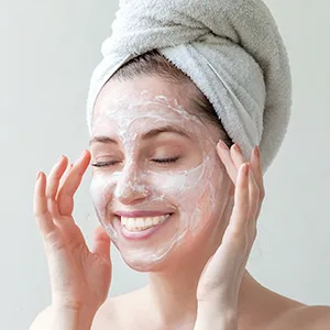 Chiara ambra moisture sleeping mask with grapefruit extract shea butter and hyaluron sleep and overnight mask donates intensive moisture vegan microplastic-free content: 35 ml - product information 25