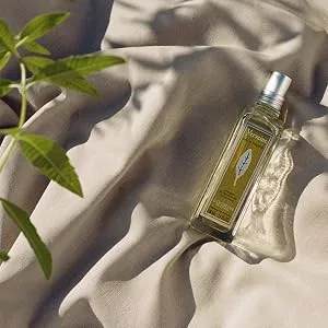 L'occitane Verbana Hand Cleaning Gels 65 ml (1 pack) - verbene
