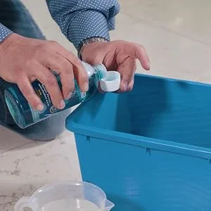 The Blue Wonder Liquid Professional Glass Cleaner concentrate (spring 1000 ml) |Cleans and protects glass surfaces and mirror surfaces |Very productive spring 1 l (1 Pack) - Liquid pro