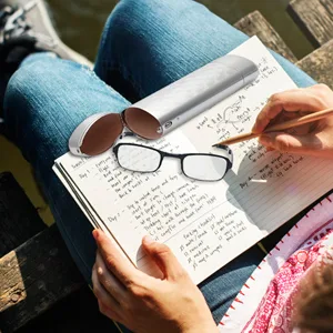 EZESO Glasses Case Spectacle Case Box Aluminum Lattice Nearsighted Eyeglass Case for Small Frame 2 Pcs Lattice Silver - glass case