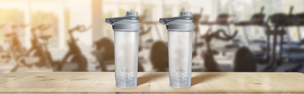 EYMPEU 2 Pack 24oz Shaker Bottle Work Out Dishwasher Safe BPA & Phthalate-free Leakproof. Solid Screw lid blender Cup Bottles for Protein Mixes, Clear - Shaker Cup Blender