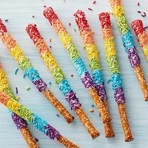 Wilton Rainbow Jimmies Sprinkles Dessert Decorating Set 8-Piece - product information 4