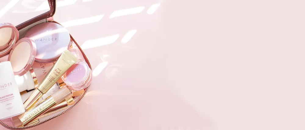 Wander Beauty Dualist Matte  Illuminating Concealer Makeup -Light - Dual Ended Concealer Stick  Liquid Concealer. Full Coverage Under Eye Concealer  a Lightweight Illuminating Liquid Concealer Light (light with peachy w - Wander Beauty - Clean, Skin Loving Ingredients