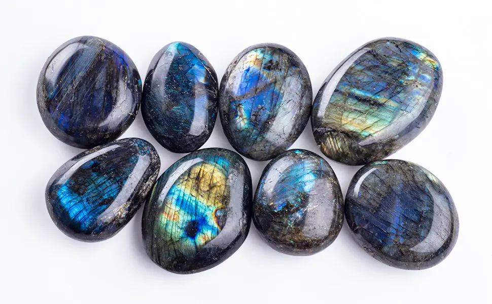 UFEEL Labradorite Palm Stone Crystal - Natural Chakra Reiki Polished Healing Pocket Worry Stone Crystal for Anxiety Stress Relief Therapy - Labradorite Palm Stone