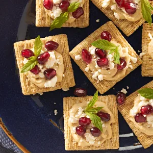 Triscuit Thin Crisps Parmesan Garlic Whole Grain Wheat Crackers 7.1 oz - image