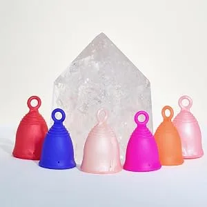Silicone Ring Menstrual Cup with Loop Pull Stem Handle - Reusable for 10 Years - Medium Size Extra Firm Peachcup - Peachlife Menstrual Cup with Ring Stem Tab | Bell Shape for Comfortable Period Protection