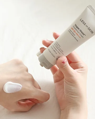 CeraBarrier Moisture Active Skincare Line (Toner) - less on sun module