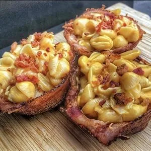 SuckleBusters Salt Pepper Garlic SPG BBQ Rub - Bacon cups with Mac and cheese filling