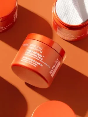 StriVectin Advanced Resurfacing Exfoliating Treatments for Skin, Visibly Reduce Dull & Rough Skin Texture for Brighter Complexion & Smooth Skin Exfoliating Pads - daily reveal