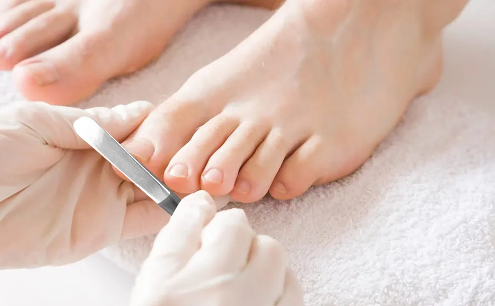 Ergonomic Pedicure Tool Pedicure Cutter Stainless Steel Ergonomic Portable Corn Removal Pedicure Cutter for Men Women - B0C7XHLZWC