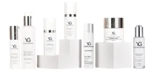 Young Goose Adaptogloss | NAD+ Plumping Lip Balm | Firming | Cranberry Flavored | Rejuvenates Lips | Vitamin B3 | UV Protection - All products