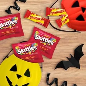 STARBURST Original Fun Size Chewy Candy Bulk Pack, 4 Pound Box - candy bulk assortment, lunch snacks