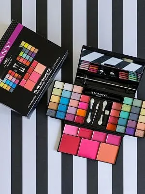 SHANY 'Fix Me Up' Makeup Kit - Eye Shadows, Lip Colors, Blushes, and Applicators - product information 2