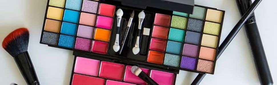 SHANY 'Fix Me Up' Makeup Kit - Eye Shadows, Lip Colors, Blushes, and Applicators - sh-172