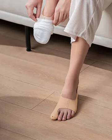 Tech Love Bunion Corrector for Women and Men Orthopedic Bunion Toe Straightener Adjustable Bunion Splint with Toe Separator for Bunion Relief Day Night Support (1 Pair) - bunion corrector
