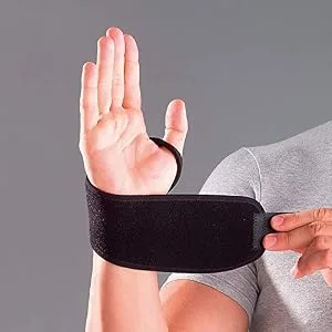 LP SUPPORT 739 Wrist WRAP with Thumb Support Wrist Compression Straps for Workouts Men & Women - Fits Right and Left Hand (One Size) - LP SUPPORT 739 Wrist WRAP with Thumb Support
