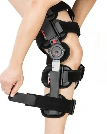 Medibot Walker Boot Fracture Boot for Foot and Ankle Size S 11"Inflatable walker Small - Hinged Knee Brace