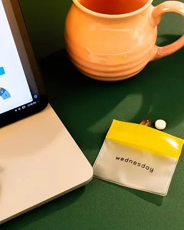 Ezy Dose (7-Day) Pill Medicine Vitamin Organizer Box | Weekly Daily Planner | Bluetooth Enabled Reminders | Comes with 2 AAA Batteries - Ezy Dose Lifestyle