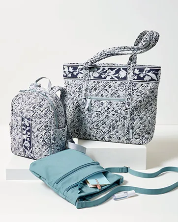 Vera Bradley Women's Performance Twill Travel Pill Organizer Accessory Cloud Gray Paisley One Size One Size Cloud Gray Paisley - Gifting