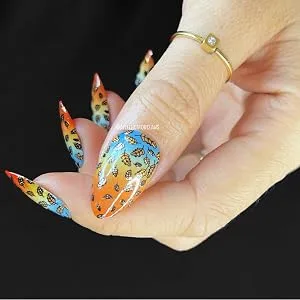 Maniology Season Gradients Nail Stamping Plate Gradient Fall-Theme Inspired Manicure - gradient leaves manicure from Season Gradients stamping plate