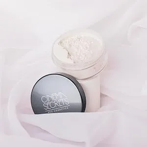 Cinema Secrets Powder Puff - nice colorless