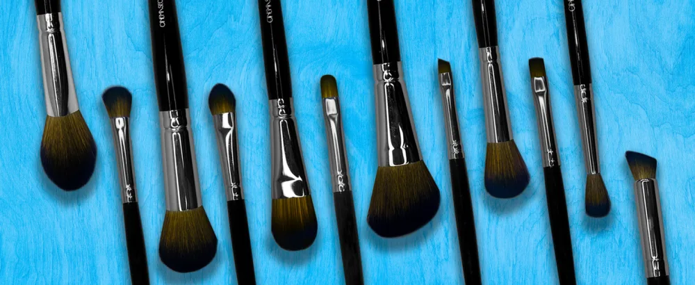 Cinema Secrets S16- Flat Smudge Liner Brush - product information 16