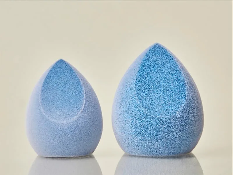 JUNO & Co. Microfiber Makeup Sponge Dual Layer Technology for Full Coverage Flawless Makeup Blender for Foundation Powder and Cream (Velvet Style and Blue Color) - STEP 3