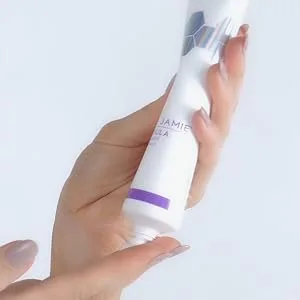 Nurse Jamie Nurse Jamie Formula. Cream Cleanser 4 oz - Application